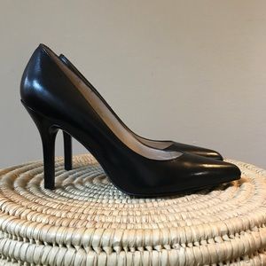 Nine West Black Leather Pumps